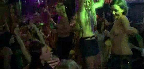  Hot babes dancing on disco